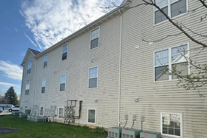 Commercial Building Washing